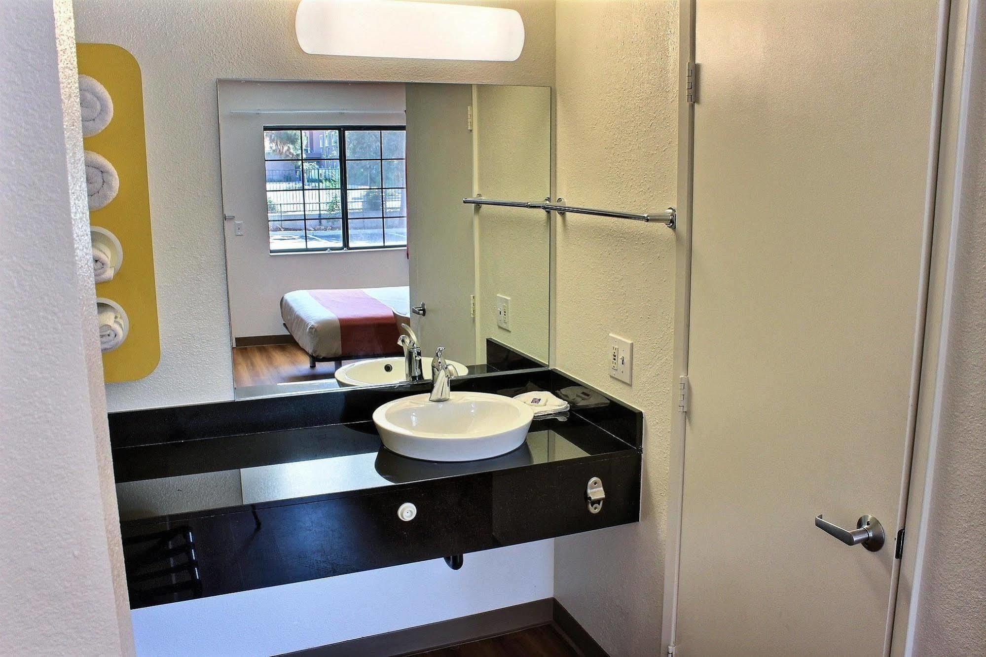 Motel 6-Paso Robles, Ca Екстериор снимка
