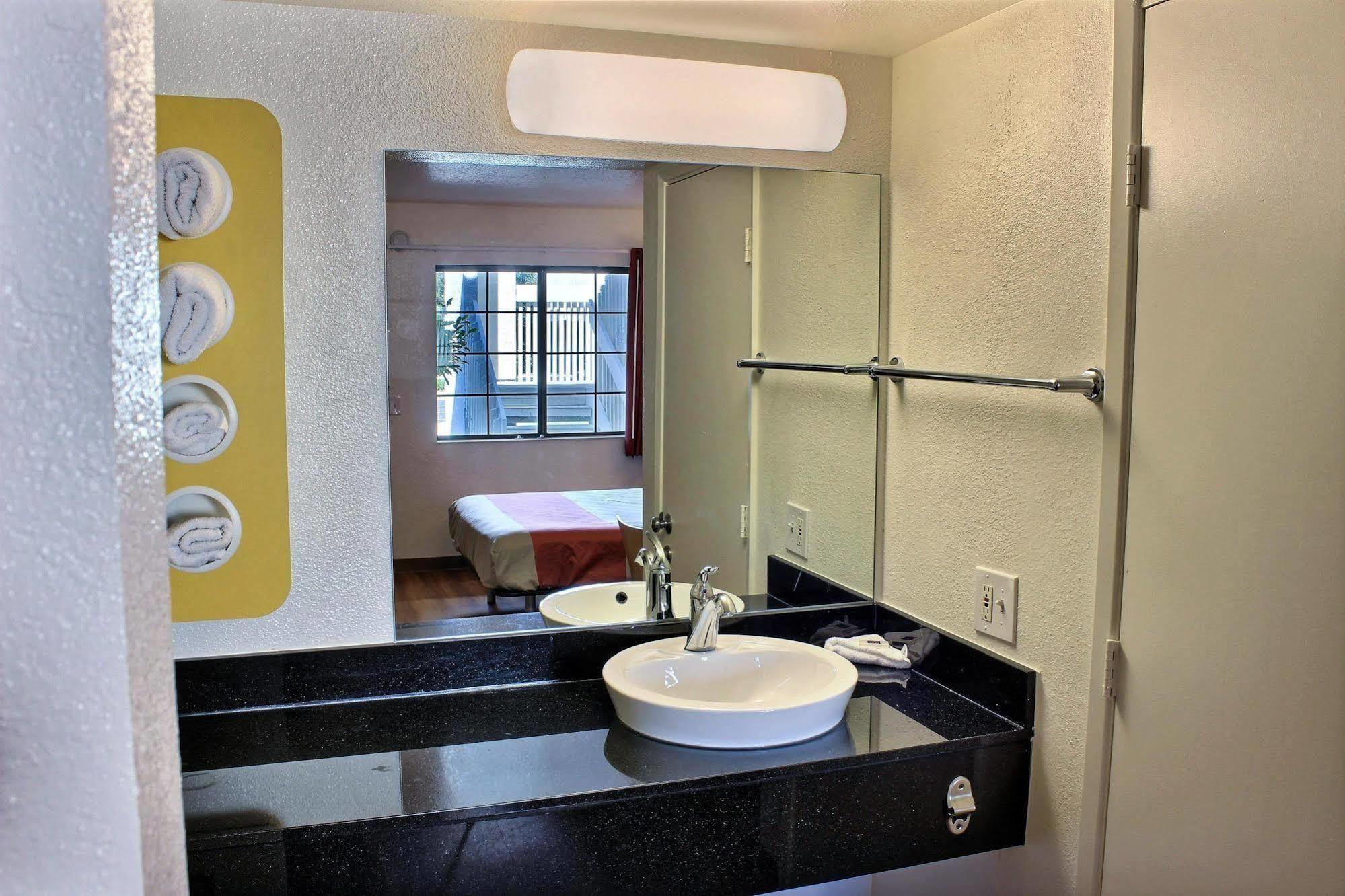 Motel 6-Paso Robles, Ca Екстериор снимка