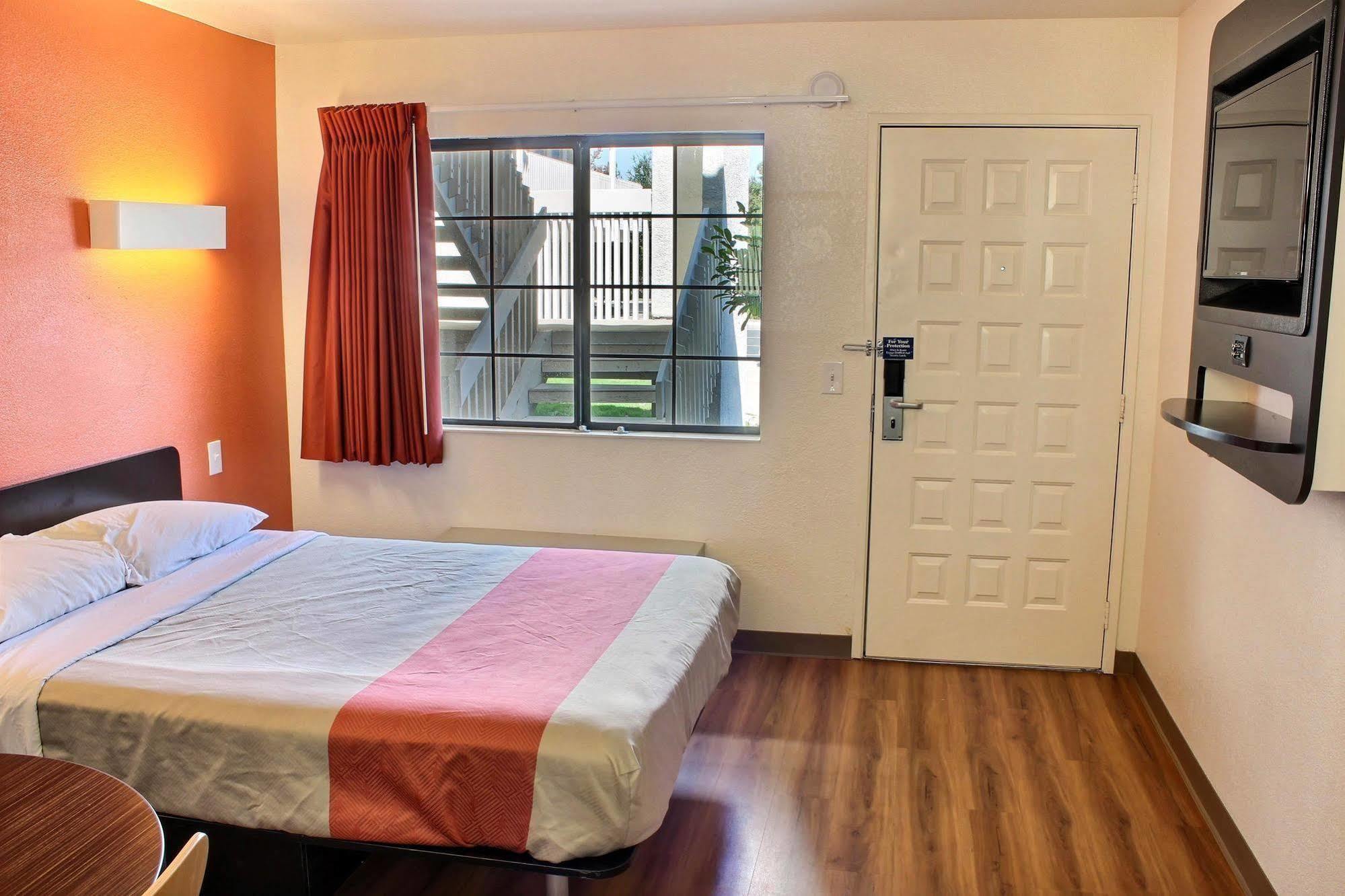 Motel 6-Paso Robles, Ca Екстериор снимка