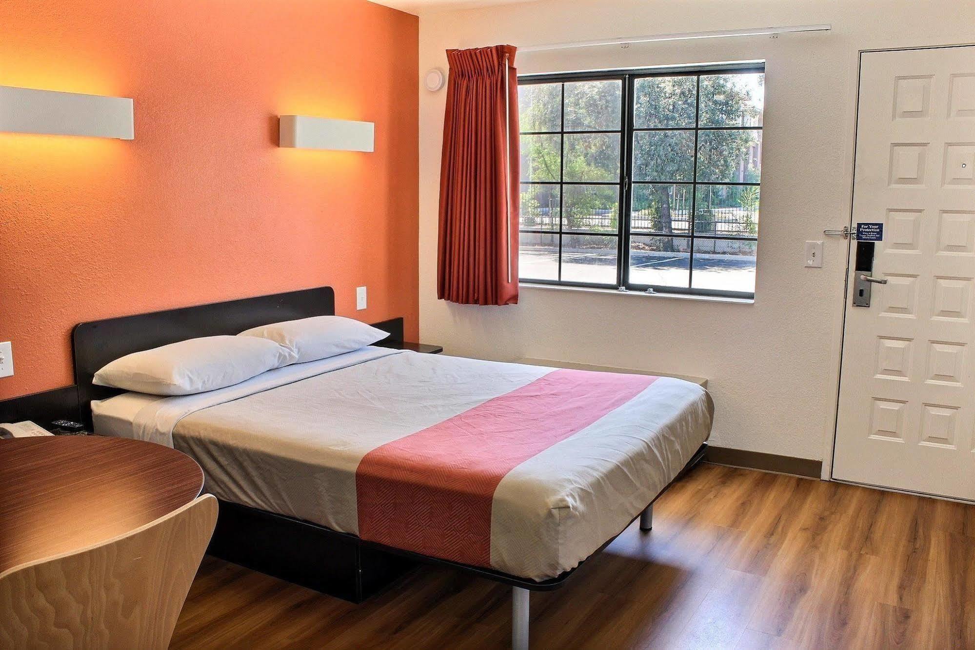 Motel 6-Paso Robles, Ca Екстериор снимка